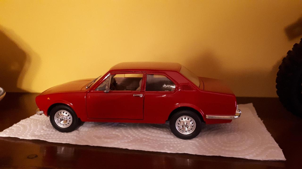 Alfetta2porte3.thumb.jpg.e2c750f493dcdbdd5a31002e553f4fcd.jpg