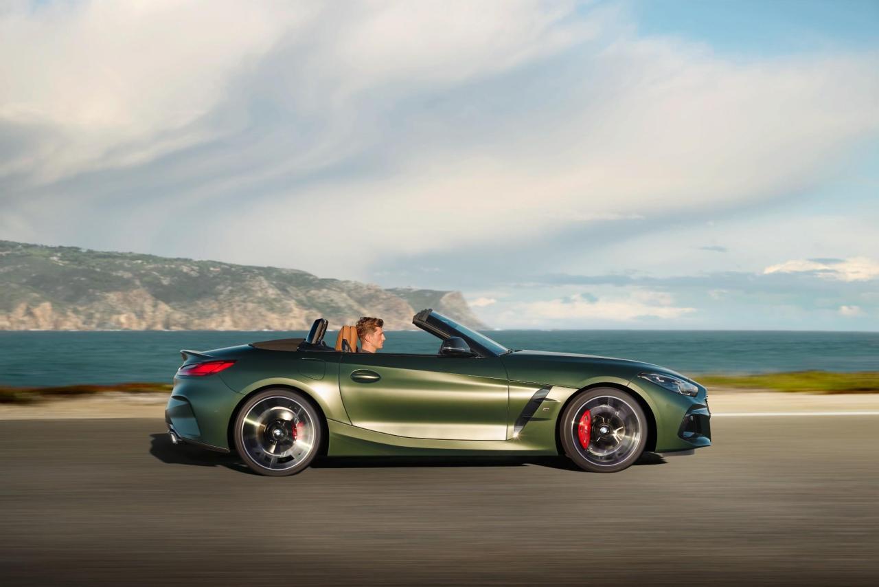 P90535750_lowRes_the-bmw-z4-m40i-with.thumb.jpg.7c4890526995c0ca21ea2c80bfbcc6e0.jpg
