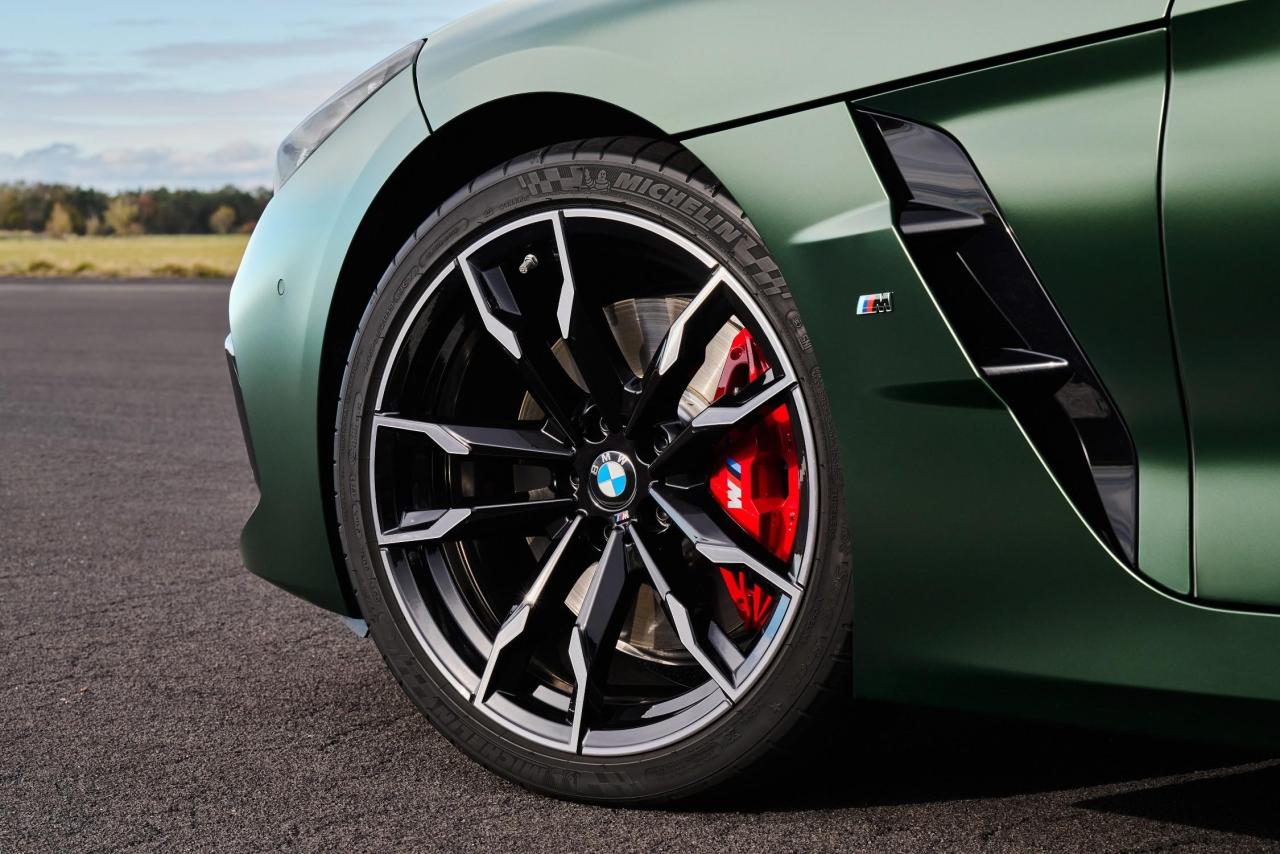 P90535752_lowRes_the-bmw-z4-m40i-with.thumb.jpg.21e600f31ae990e2c1fffcc7d36dabd2.jpg