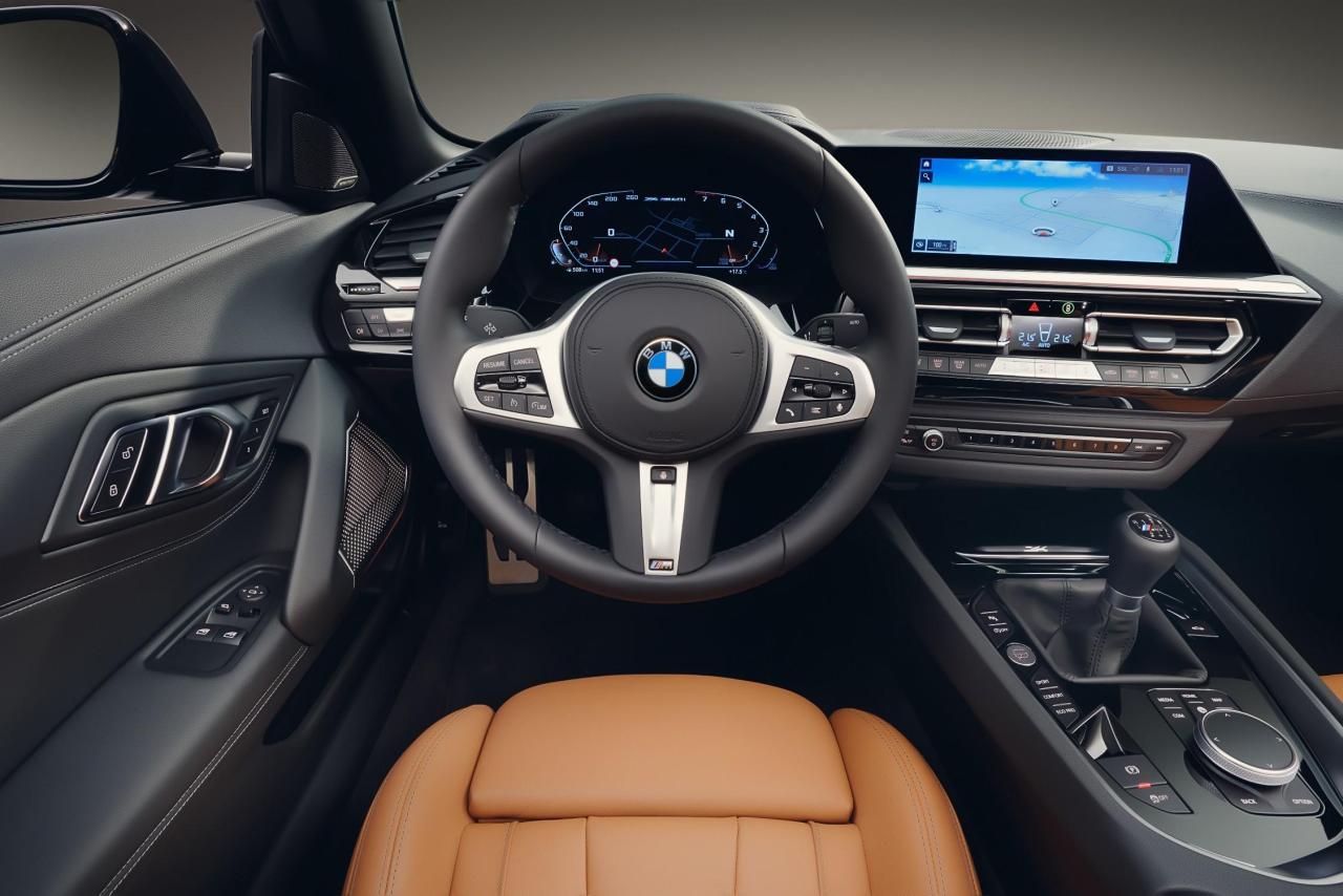 P90535765_lowRes_the-bmw-z4-m40i-with.thumb.jpg.4df9f361dba240ee6b2be287af13662a.jpg