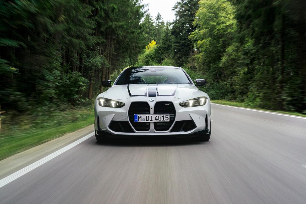 P90536819_lowRes_the-new-bmw-m4-coup.thumb.jpg.c5997abab08c792f603538b7d633e083.jpg