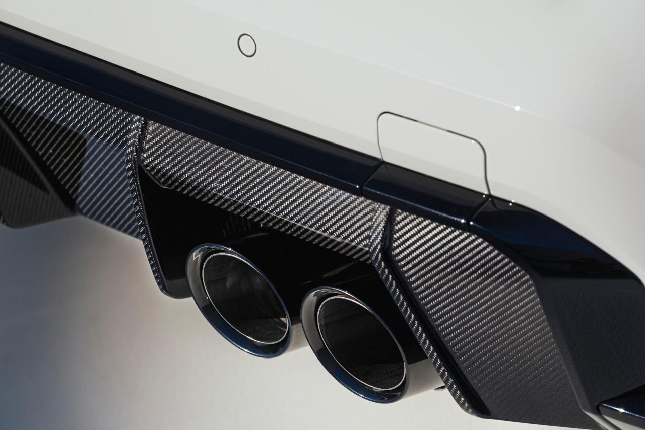 P90536857_lowRes_the-new-bmw-m4-coup.thumb.jpg.8fdaf14a8cd4101718030a2602bf57e3.jpg