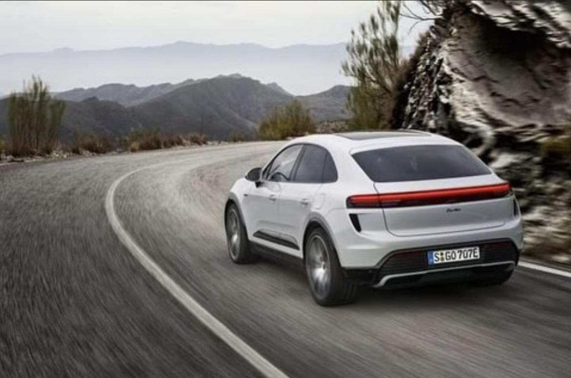 Porsche Macan 2024
