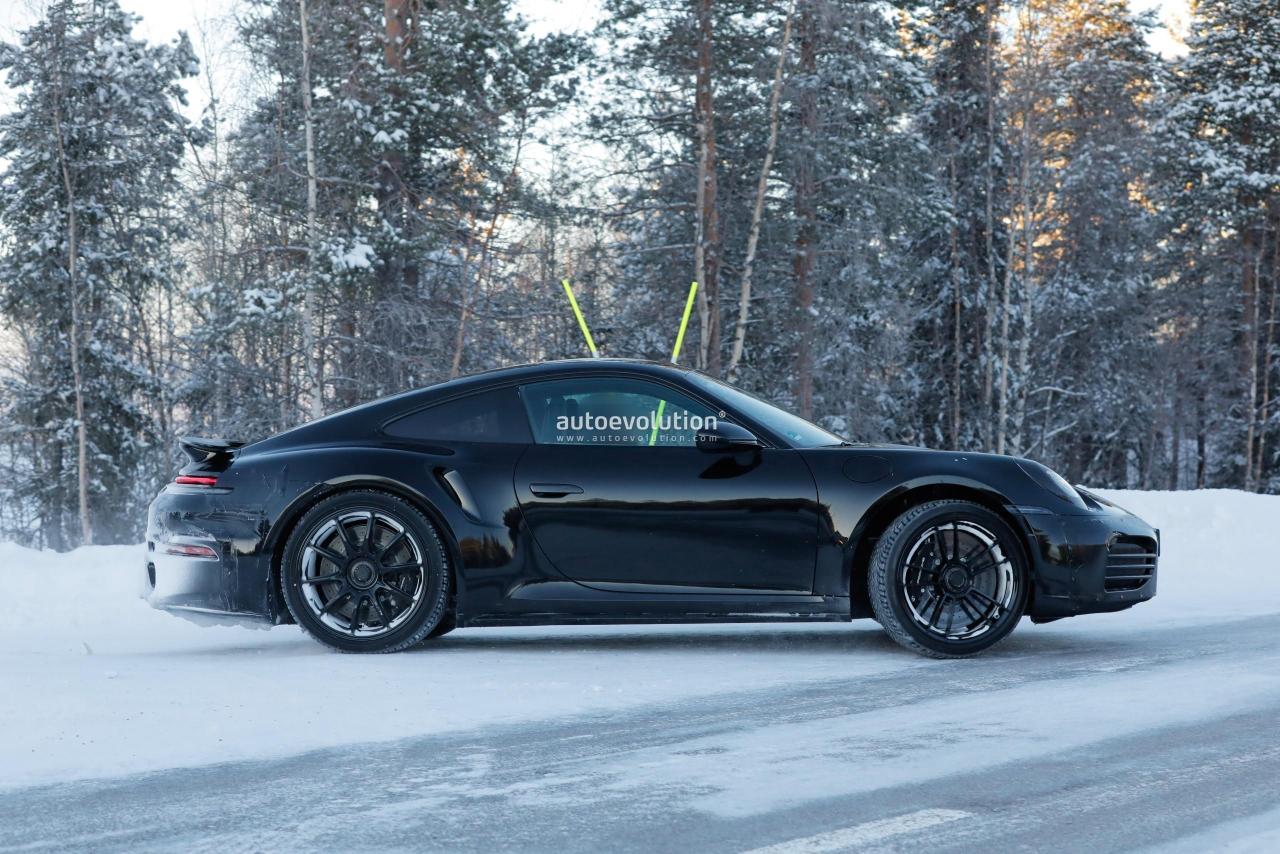 2025-porsche-911-convertible-turbo-spied-with-minimal-camouflage-hybrid-models-incoming_24.thumb.jpg.6dabff71dfab4393c09e85f470f7830a.jpg