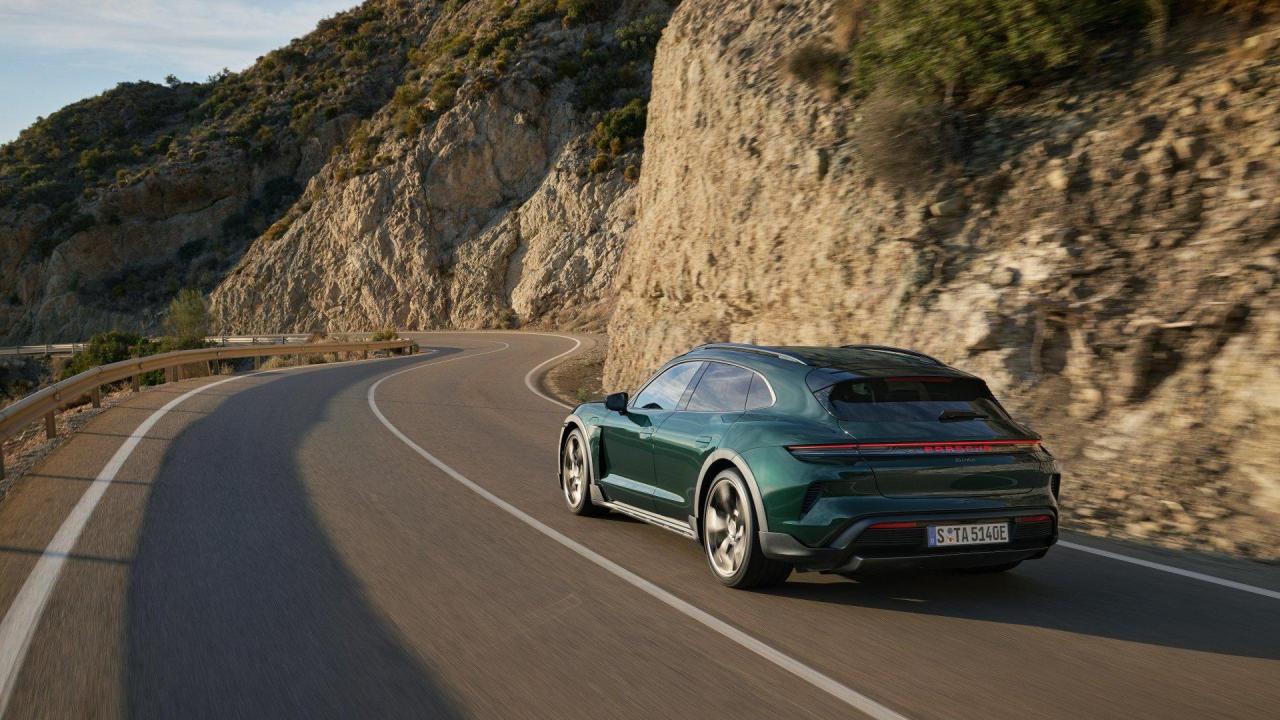 270536_1920x1281.jpg