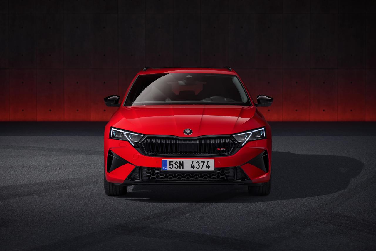 38_Skoda_Octavia_RS.jpg