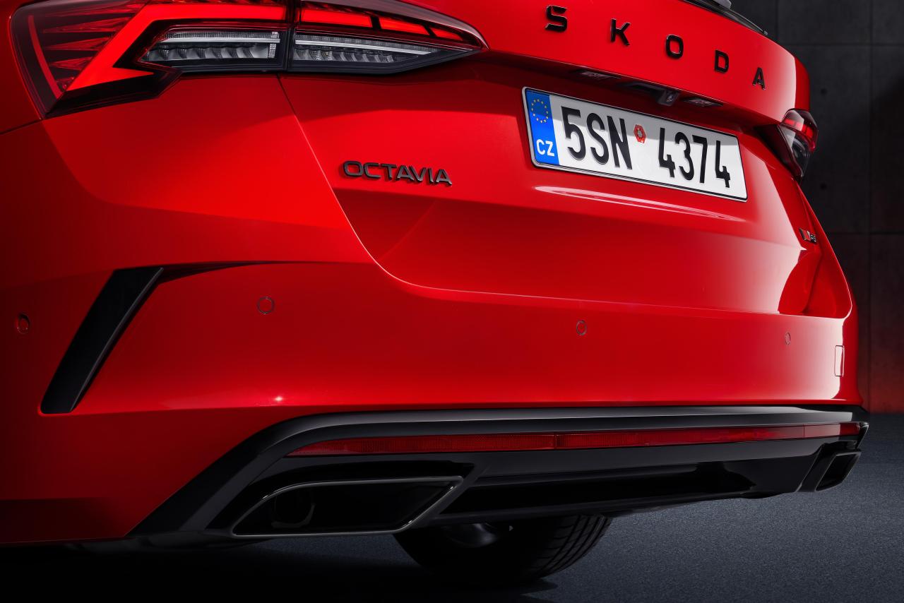 47_Skoda_Octavia_RS.thumb.jpg.5a7fade55ad05333f7762860e297c078.jpg