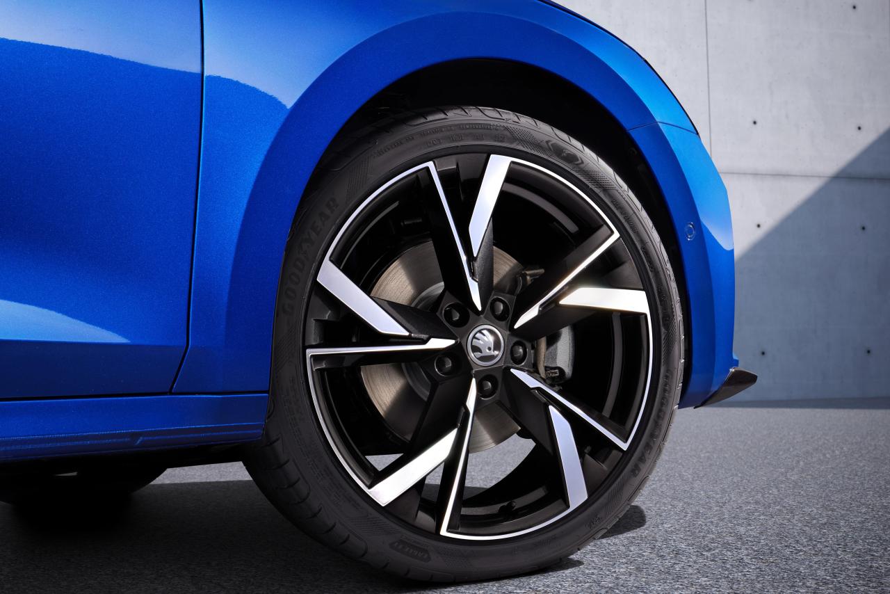 58_Skoda_Octavia_Sportline.jpg
