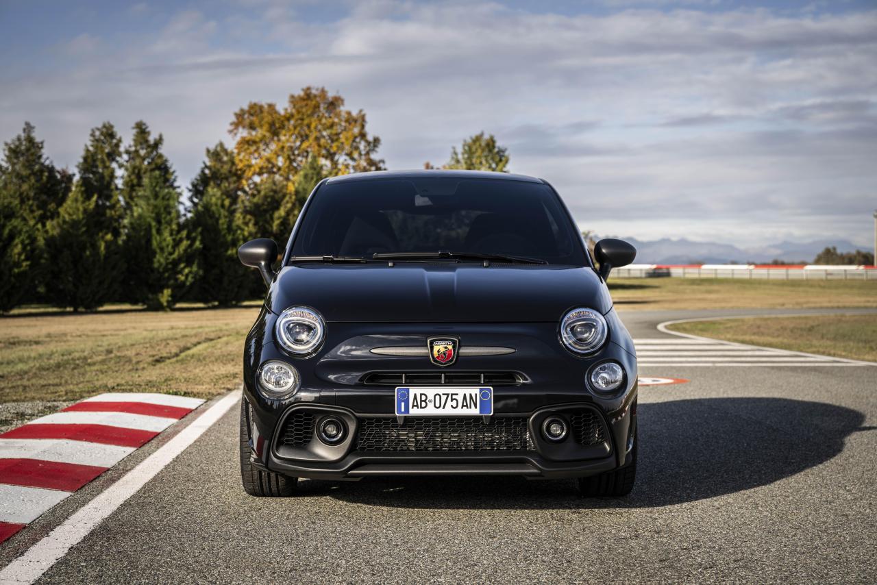 Abarth75Anniversario (12).jpg