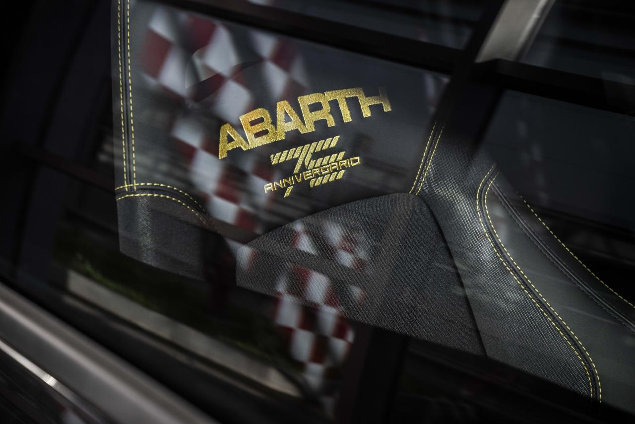Abarth75Anniversario (21).jpg