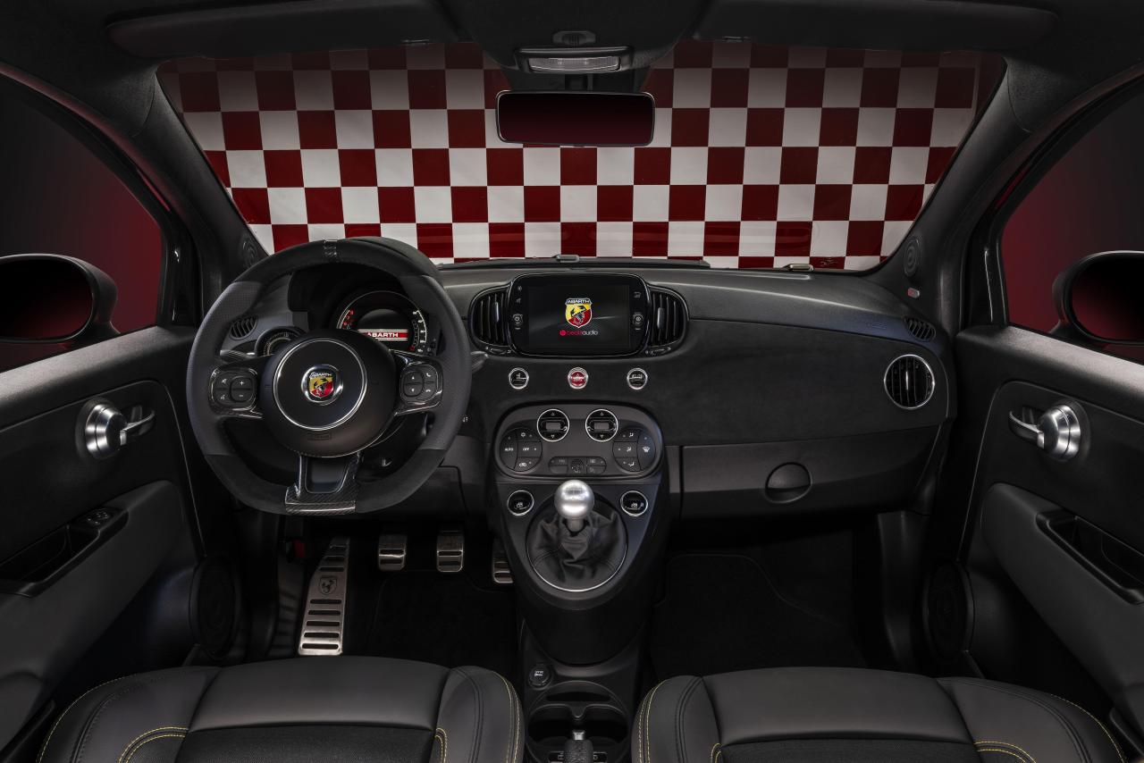 Abarth75Anniversario (23).jpg