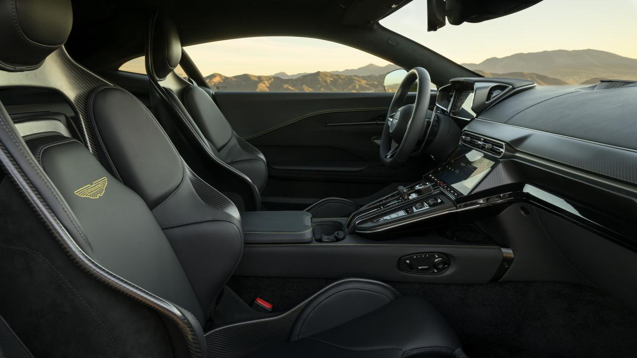 AstonMartinVantage_13.thumb.jpg.fbcbde8dd7045e540d6032545f67deac.jpg