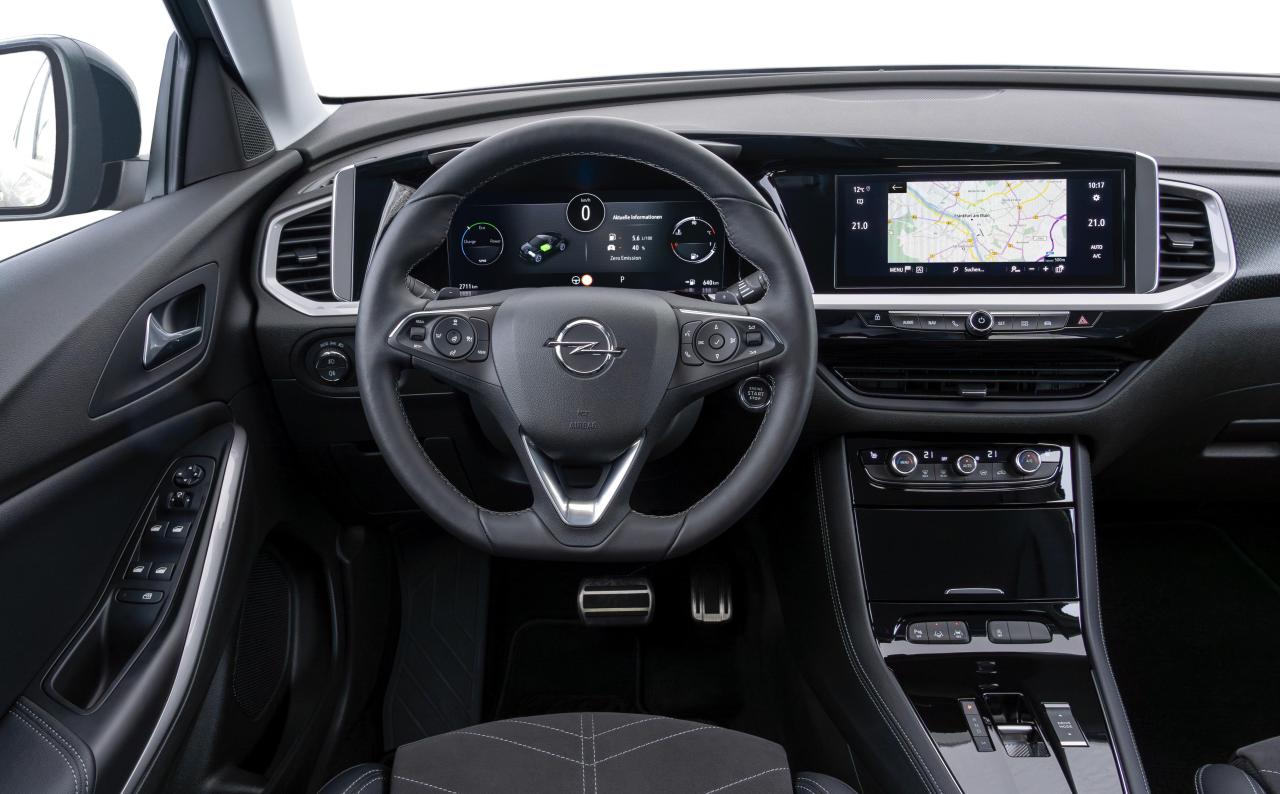 OpelGrandlandHybrid(1).thumb.jpg.e3701e5c53004bca0f250d19c38733d2.jpg