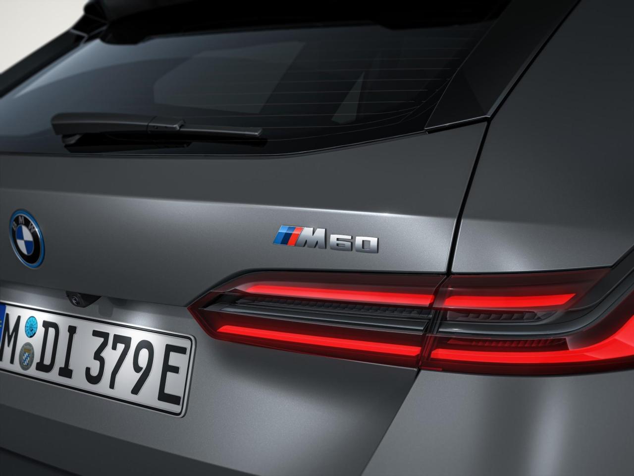 P90536920_lowRes_the-new-bmw-i5-m60-x.thumb.jpg.a385e8d4202faad57a0cba3826d05754.jpg