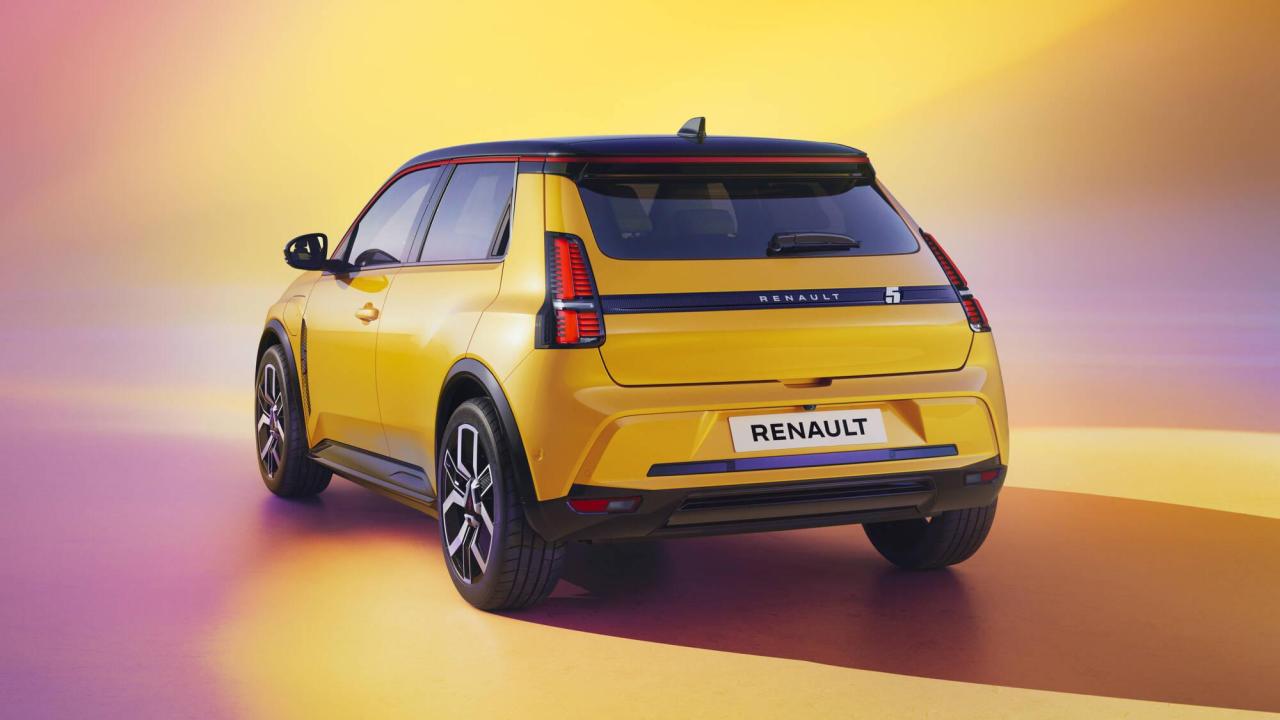Renault_5_E-Tech_electric_90.jpg