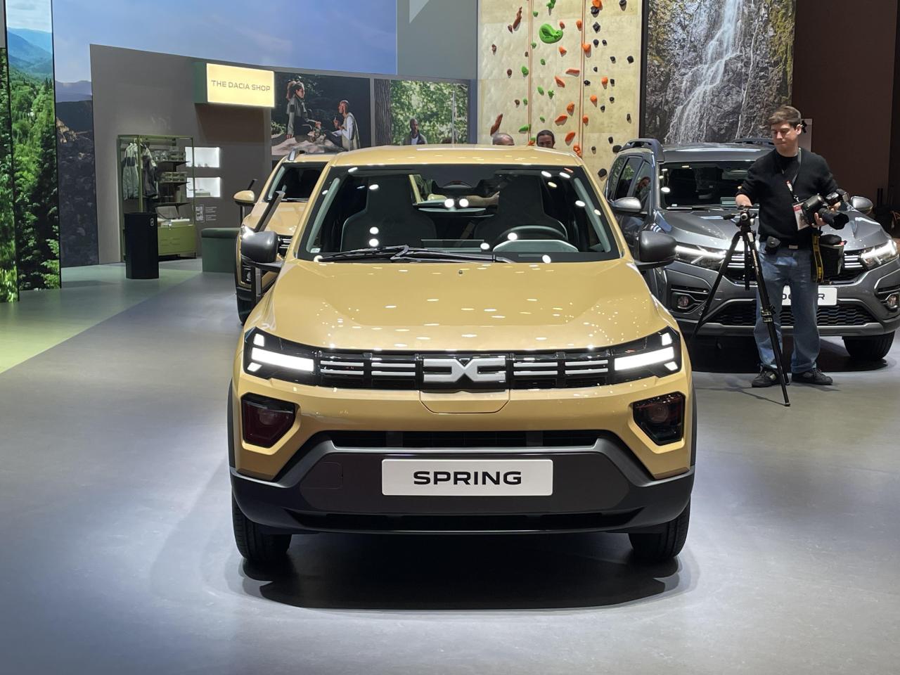 S0-presentation-video-nouvelle-dacia-spring-metamorphose-insuffisante-791334.thumb.jpg.d5a92bf9a177f4007fbfed126ee8ec99.jpg