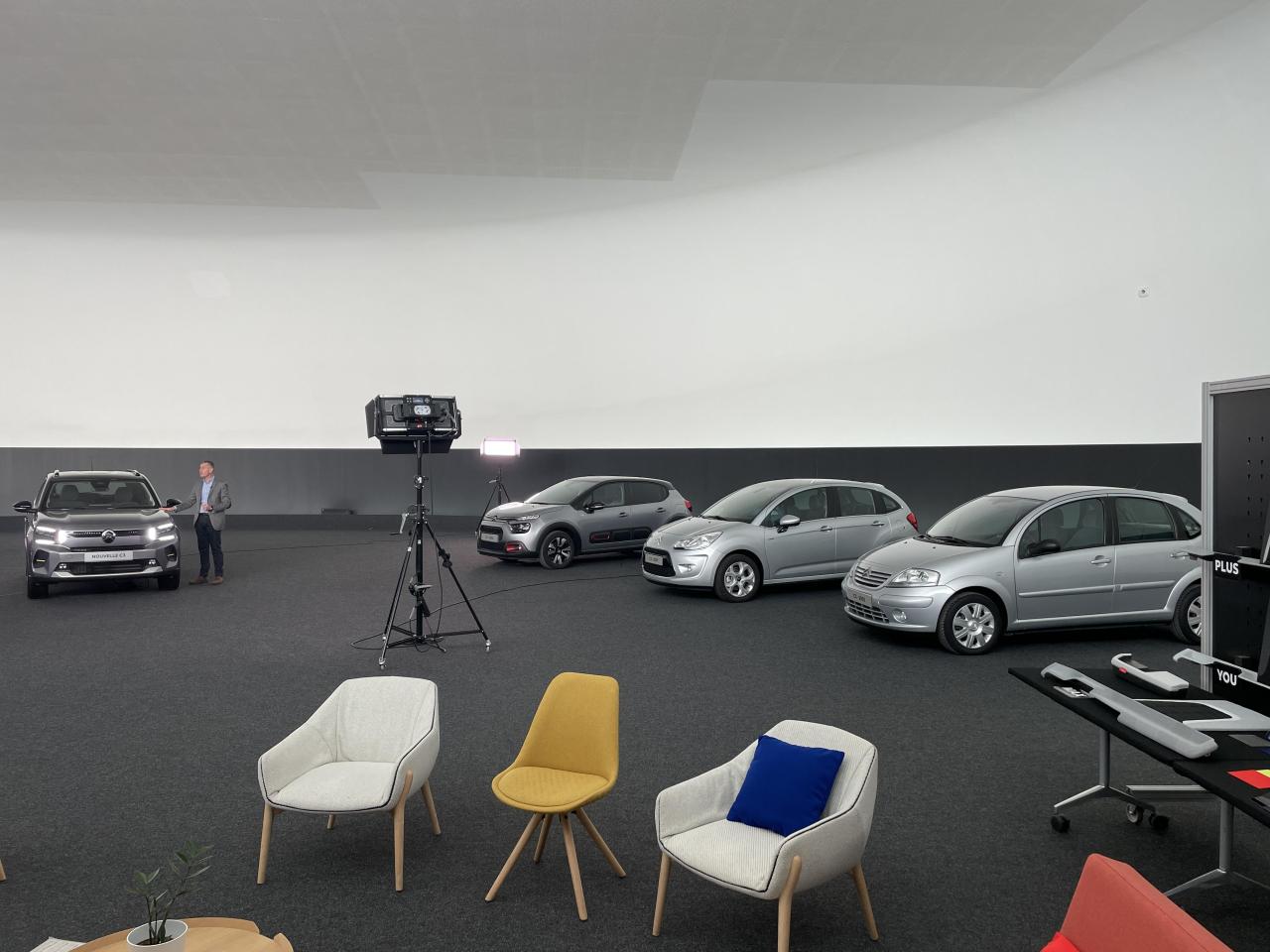 S0-reportage-video-les-secrets-de-la-nouvelle-citroen-c3-788681.thumb.jpg.b8cc89e511e7d7aaca0f49e1905ca37e.jpg