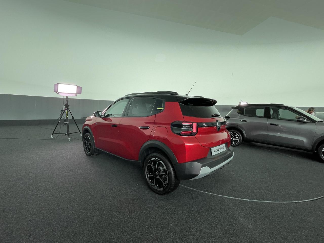 S0-reportage-video-les-secrets-de-la-nouvelle-citroen-c3-788682.thumb.jpg.bdc4bd014753cadff4dbe7a25e2a1413.jpg