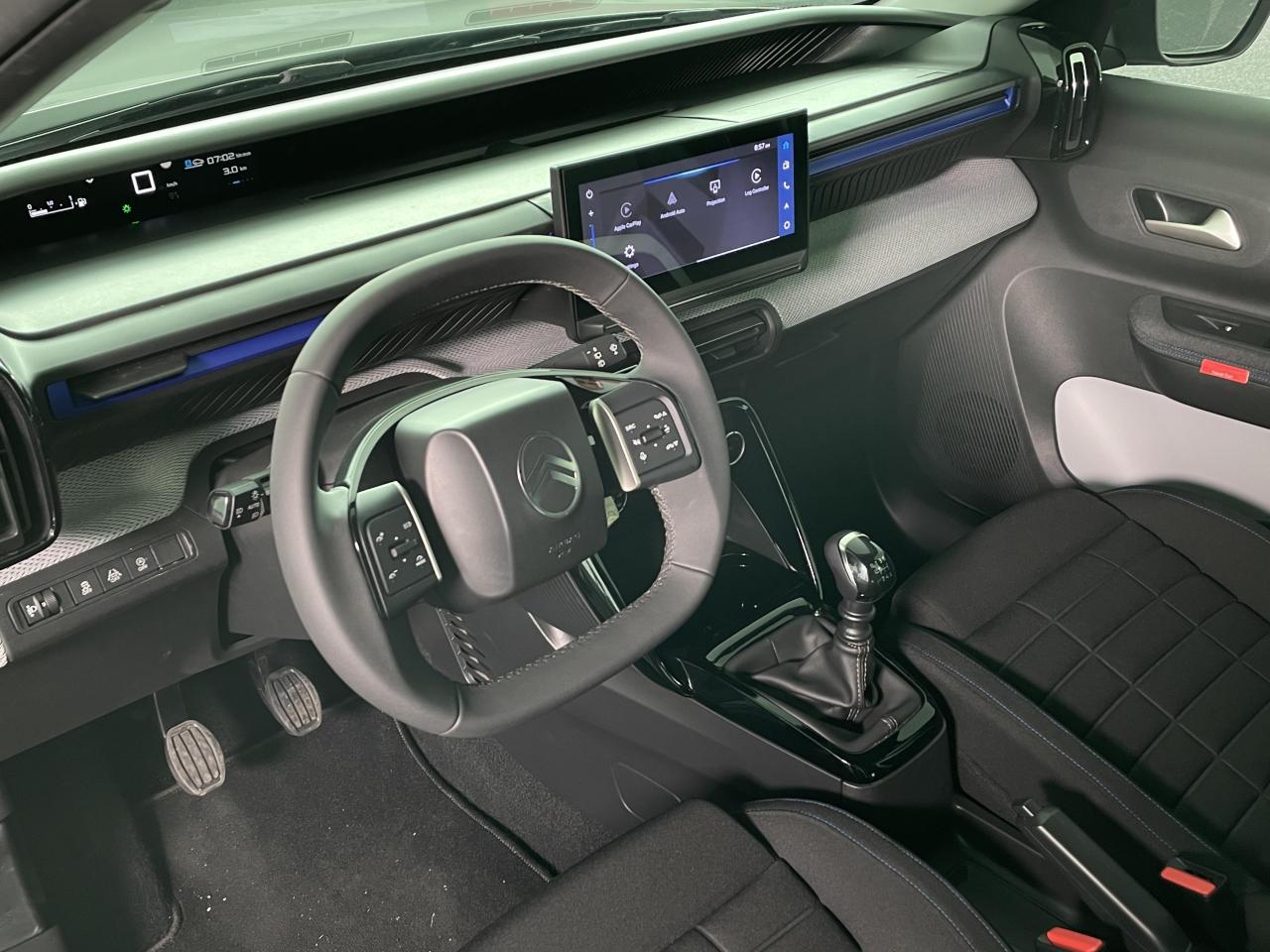 S0-reportage-video-les-secrets-de-la-nouvelle-citroen-c3-788702.thumb.jpg.6beb0ed83659eafccd22c5b2bdfaba51.jpg