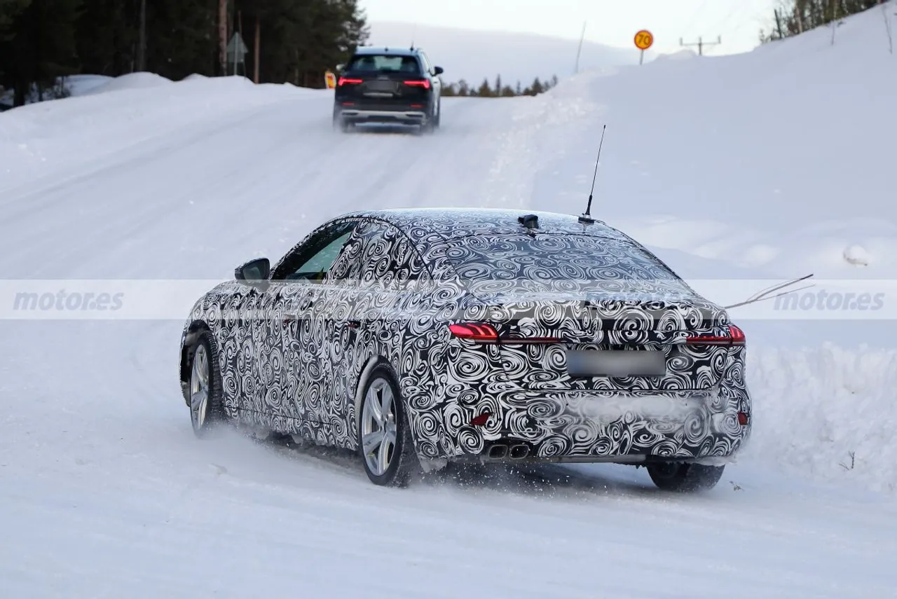 audi-a5-sportback-fotos-espia-2025-2024100179-1707135282_8.webp.e96010406b464d05245ab74d6851c8e7.webp