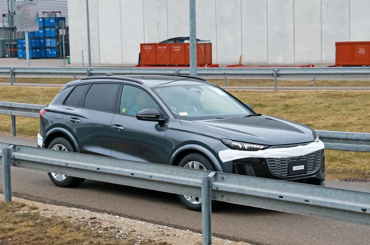 audi-q6-e-tron-2024-2024100131-1706861525_6.webp.3bb6f81751466245239a16c4a8716b88.webp