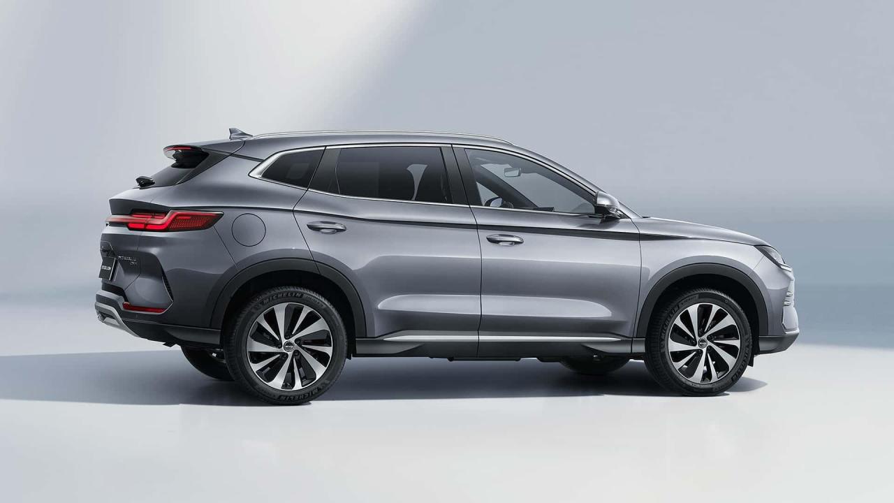 byd-seal-u-dm-i(3).thumb.jpg.5494bb915148382613196645b52e6baa.jpg