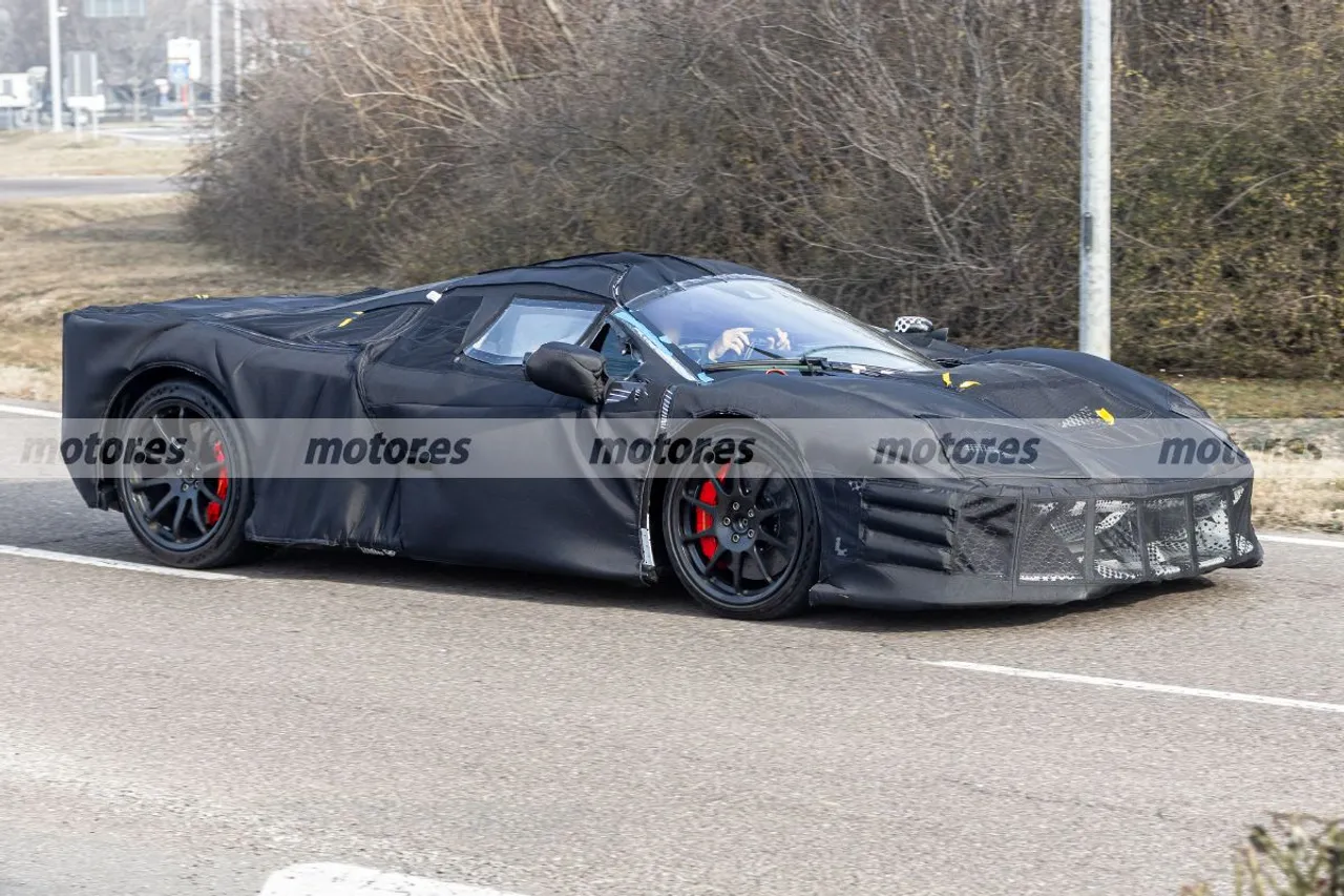 ferrari-f250-hypercar-fotos-espia-2025-2024100261-1707420036_5.webp.75079f83e8328b8597026cac2117c1ba.webp