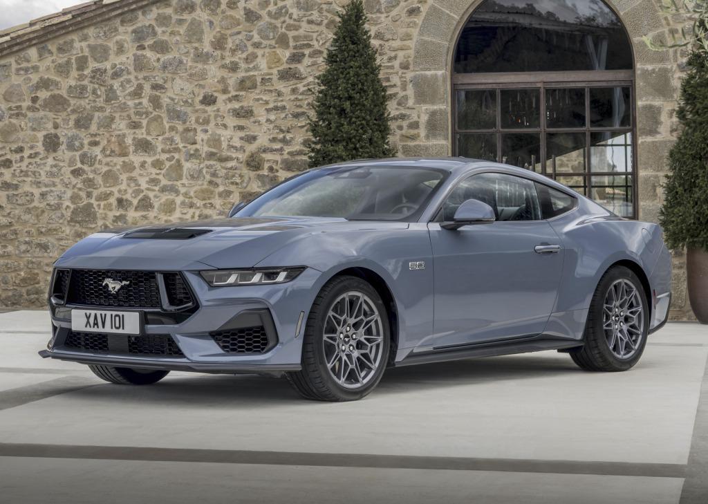 ford_mustang_gt_85_051903c30a610764.jpg.2525aaf65fd170c8ee3ad6ee64b9ecc6.jpg