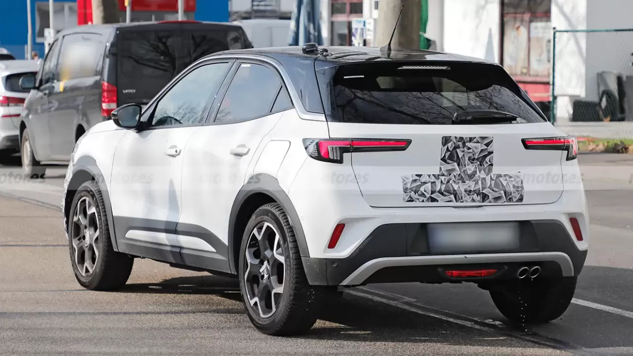 opel-mokka-2025-fotos-espia-2024100625-1709058628_11.webp