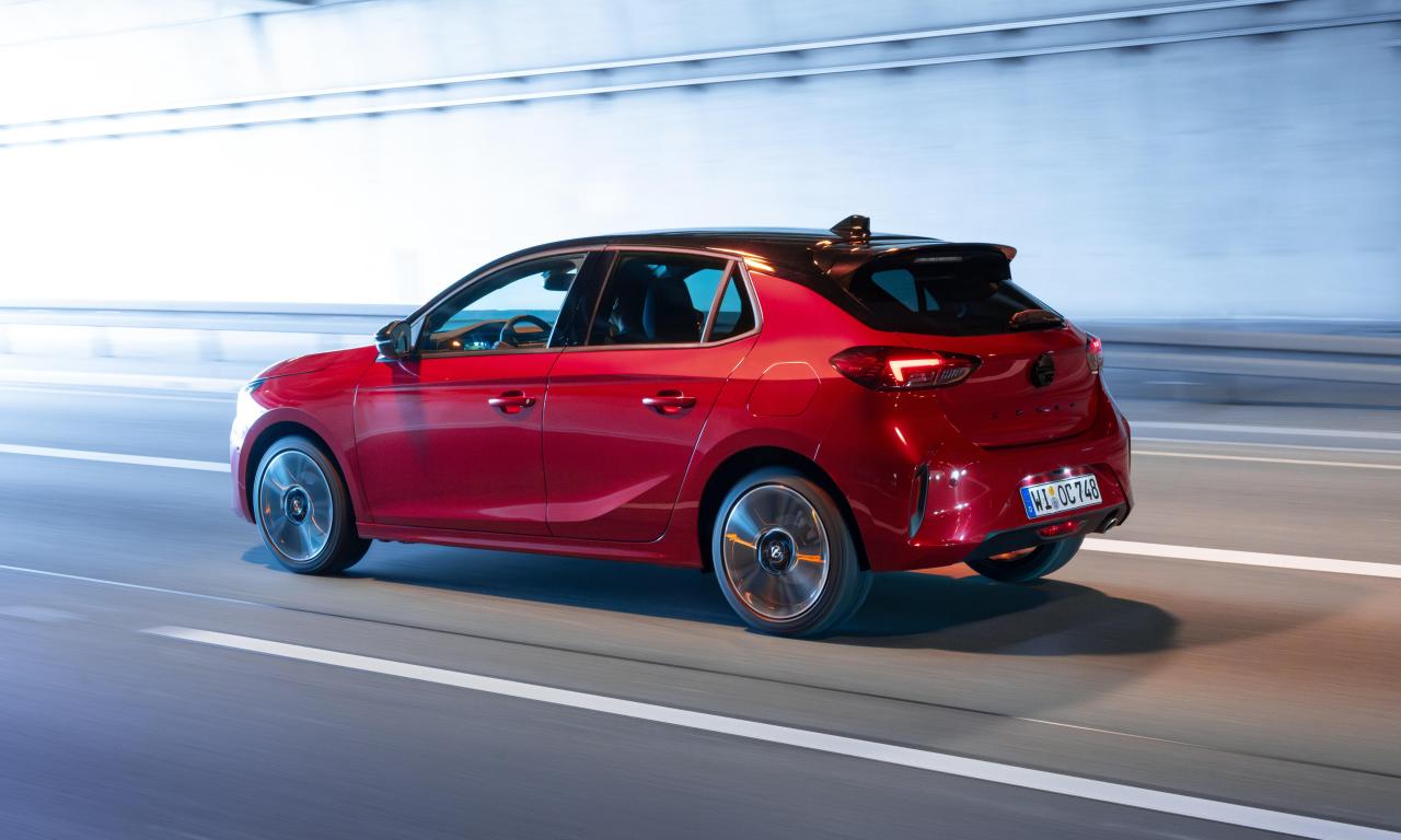 04_OpelCorsaHybrid_524908.thumb.jpg.a687518bc3b5022f1203694a60442533.jpg