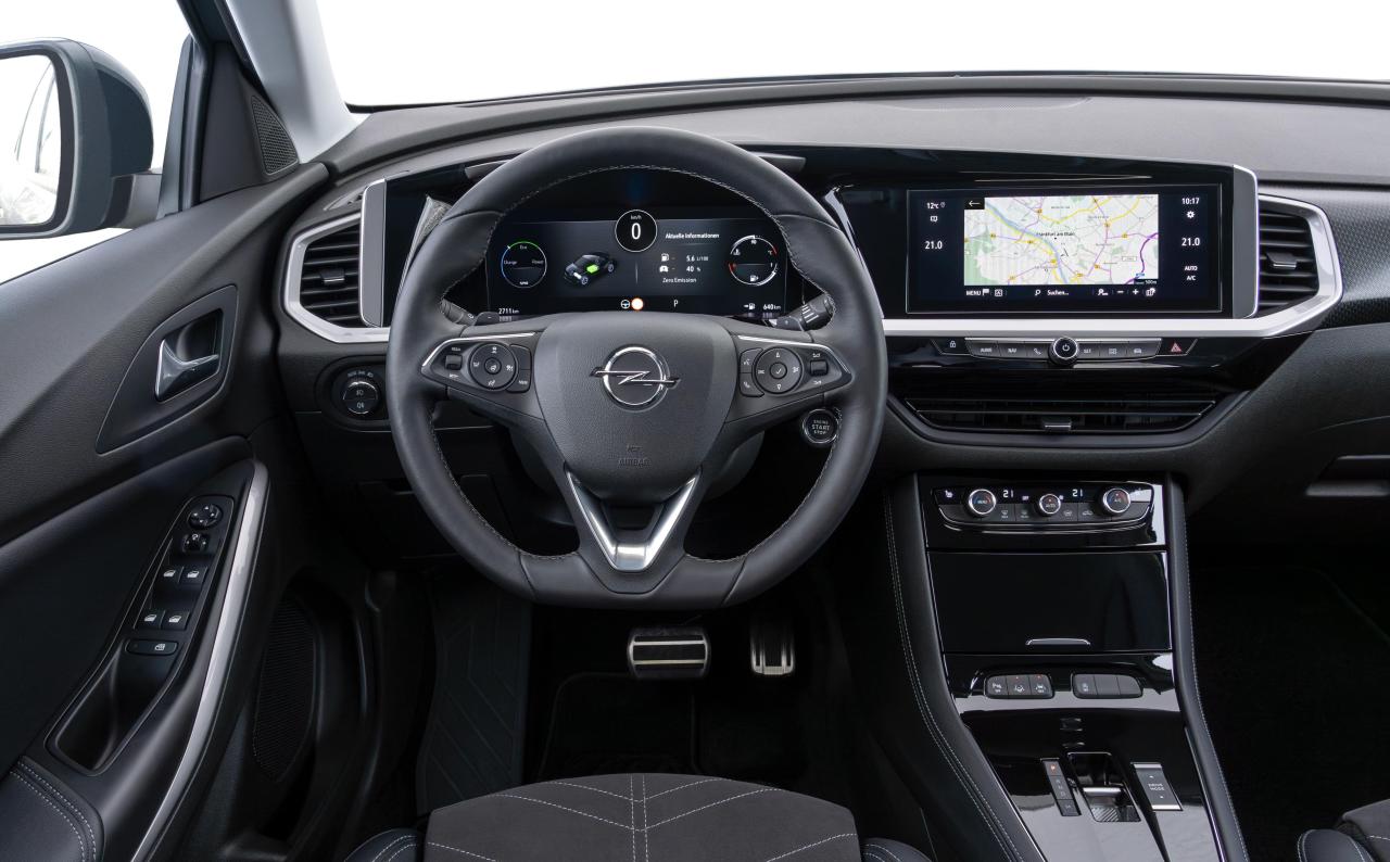 23_OpelGrandlandHybrid_524935.thumb.jpg.96533657ac997e68ec94774720886802.jpg