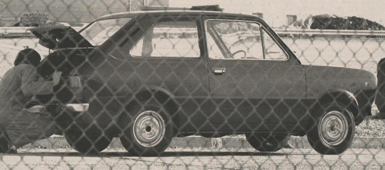Fiat133proto2.thumb.jpg.7bef8eb8efaac568e613fab1c26e7d3f.jpg