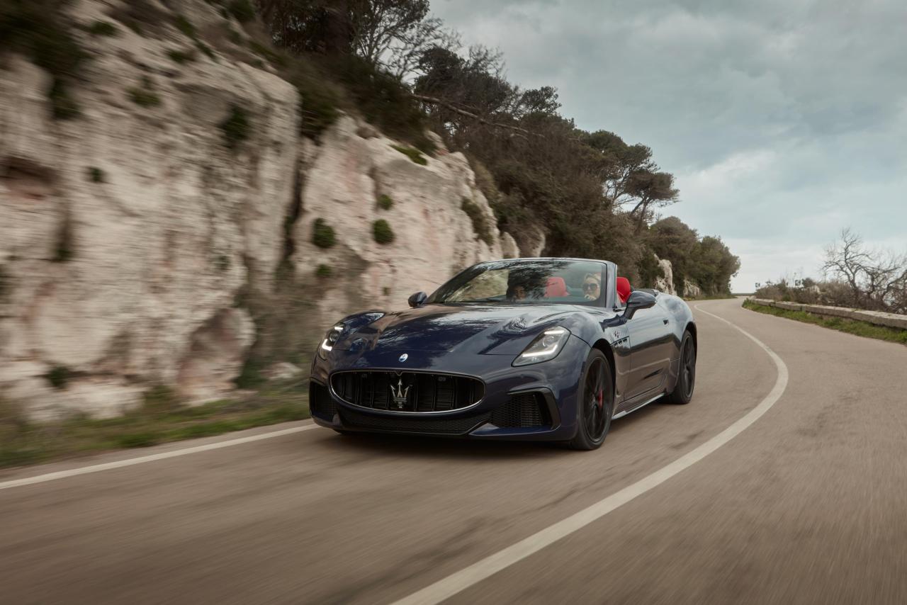 Medium-23400-Theall-newMaseratiGranCabrio-OurodetoJoy.thumb.jpg.3a43164d8397dd7c104f38cc88154422.jpg
