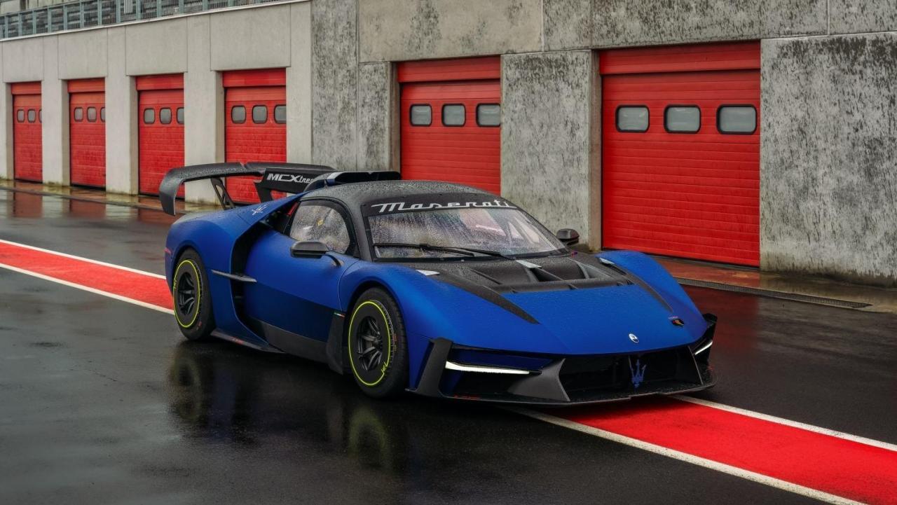 Small-23657-MaseratiMCXtremaThebeastisunleashedonthetrackaheadoffirstdelivery.jpg