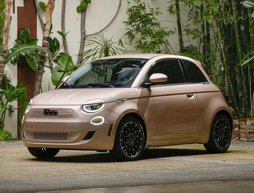 fiat_500e_inspired_by_beauty_3_04fa03c003dc02f0.jpg.72a3ddce7a86025bb449044d5a651673.jpg