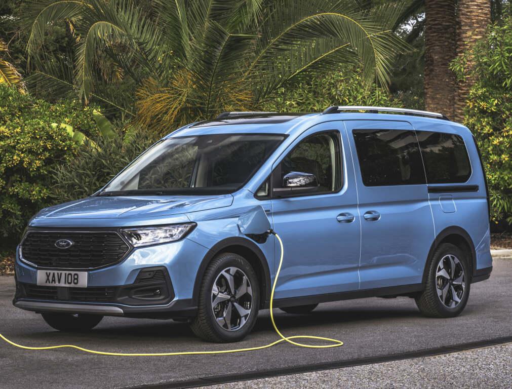 ford_grand_tourneo_connect_active_phev_2_069b035d09aa0757.jpg.d39501033de73ba1214bcf97a5ff8d8b.jpg