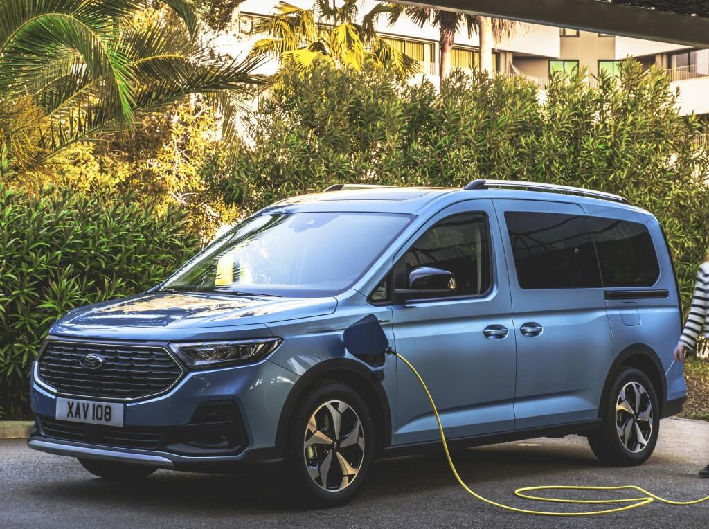 ford_grand_tourneo_connect_active_phev_8_03a4012a0f740b88.jpg.e49ce56c8f11cbc8022685ca80014c3b.jpg