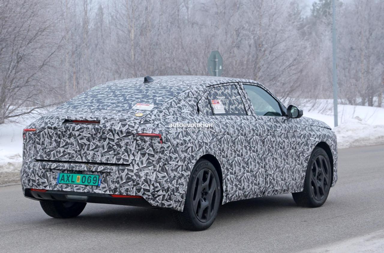 next-ds-flagship-spied-with-sloping-roofline-stla-medium-based-model-is-100-electric_8.jpg