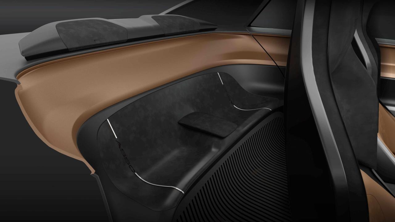 07_RearBench.jpg