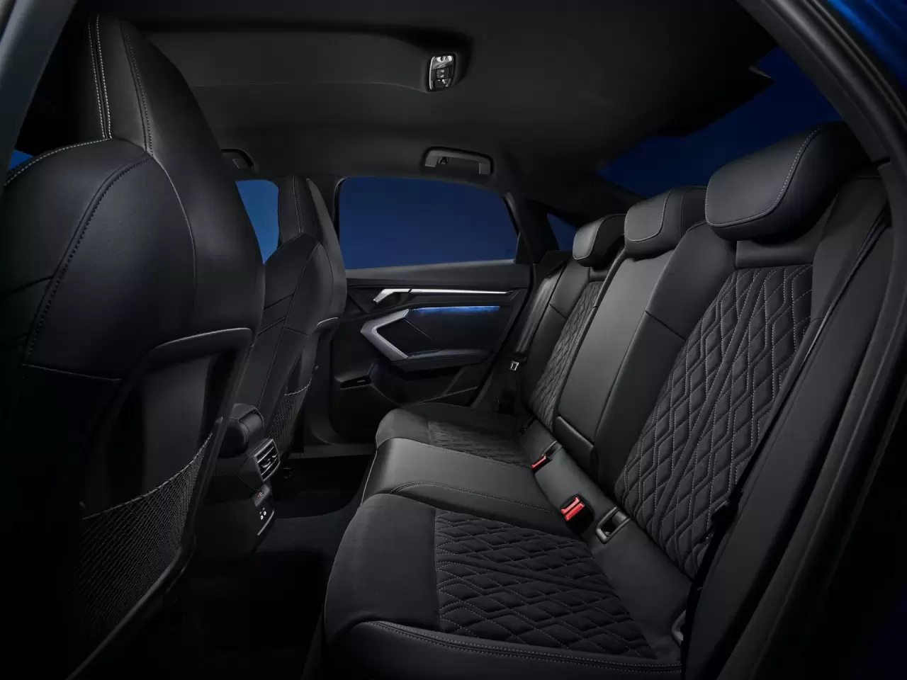 2025-Audi-S3-75.thumb.webp.978582f00f525847169086a75440e2dc.webp