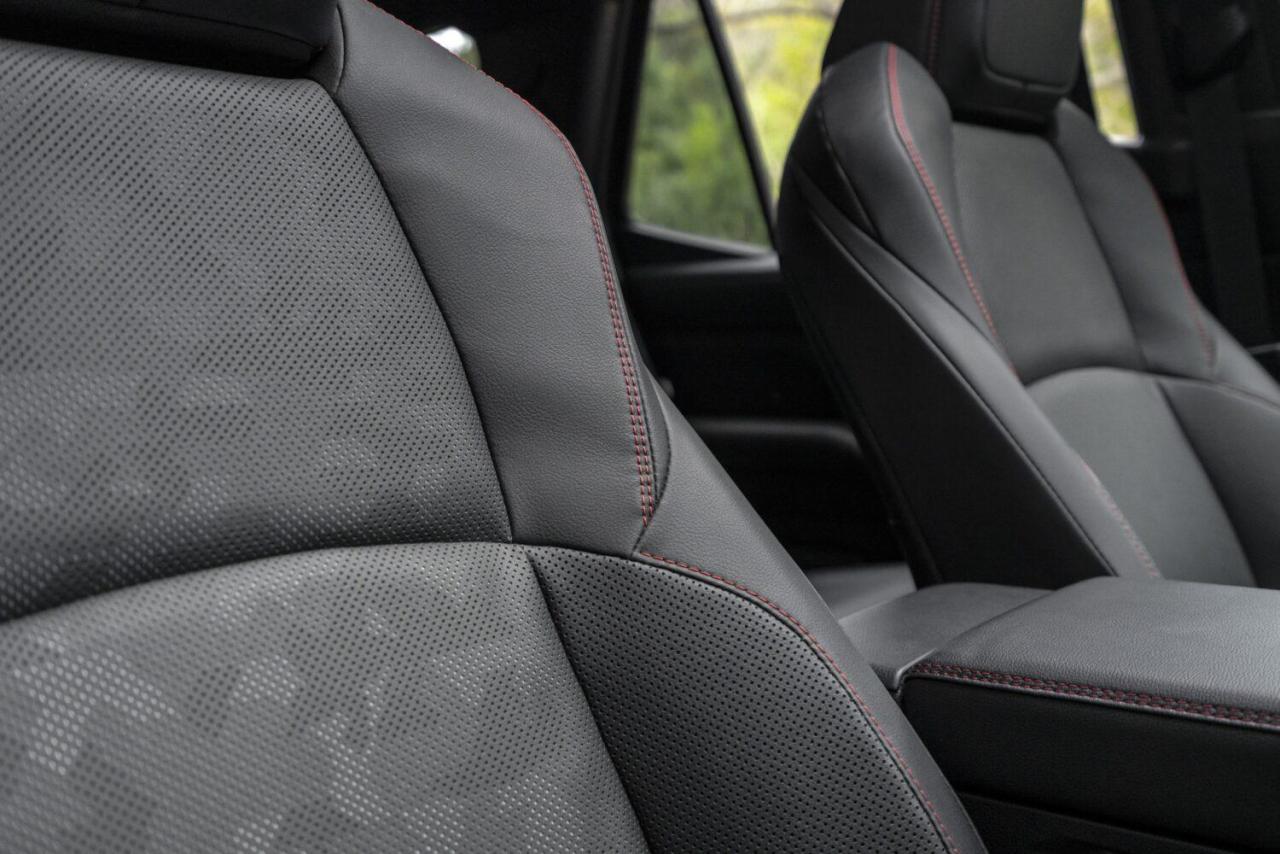 2025_Toyota_4Runner_TRDPro_Black_08-1500x1000.thumb.jpg.53d2c39df459dd6596d498e6be9404ec.jpg