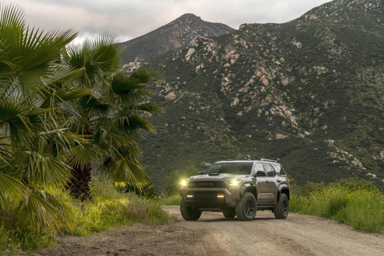 2025_Toyota_4Runner_TRDPro_Mudbath_02-1500x1001.thumb.jpg.a47015e20af12df4a1fdb2697a4ab57a.jpg