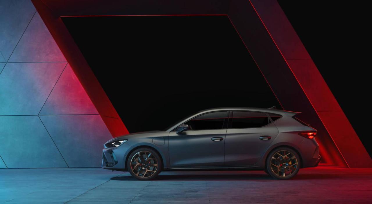 CUPRA_Leon_03_HQ.jpg