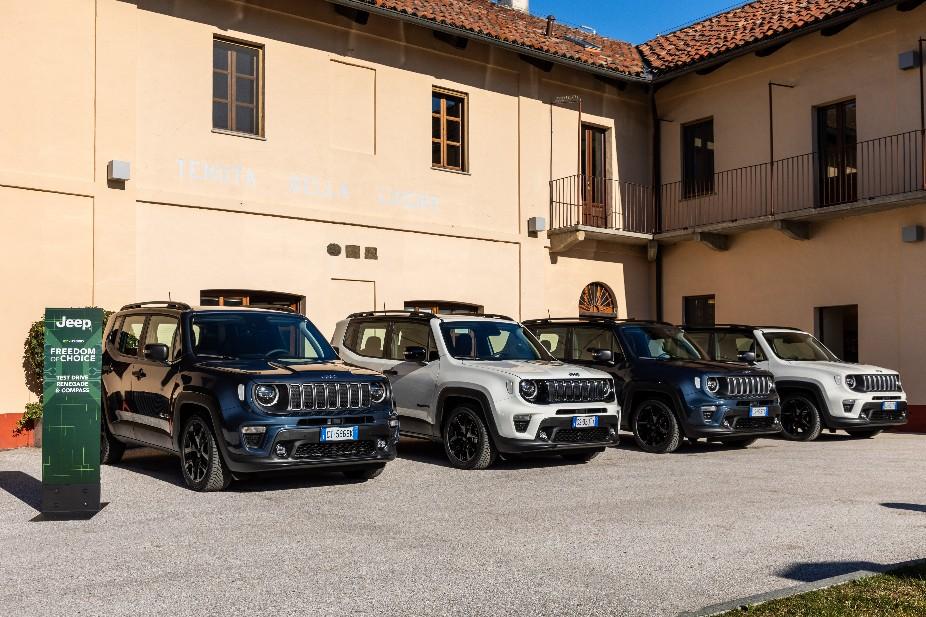 JeepRenegadee-hybrid2024.JPG.1f64e2d4276c3ae106409a418fab0bbe.JPG