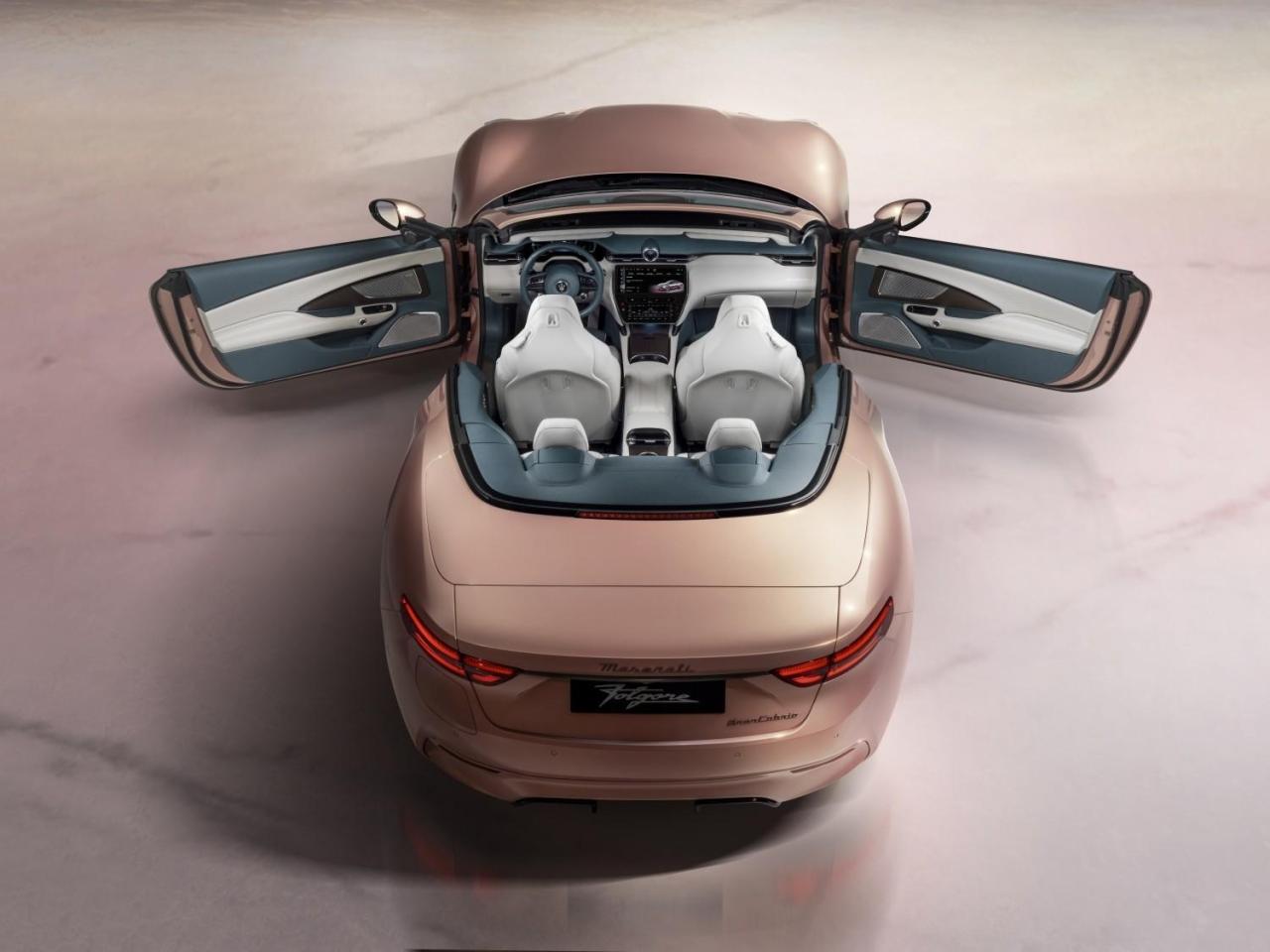 Small-23849-MaseratiGranCabrioFolgore.jpg