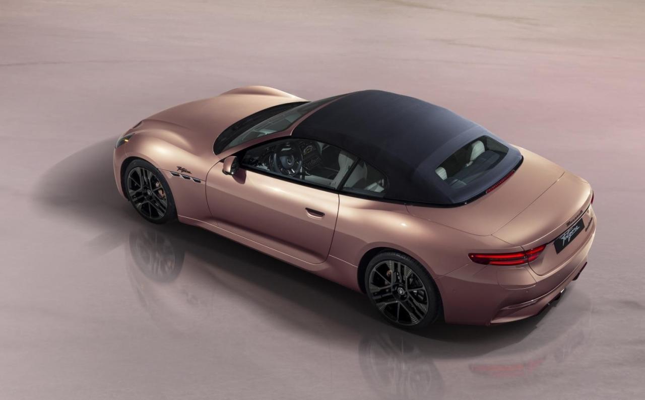 Small-23854-MaseratiGranCabrioFolgore.jpg
