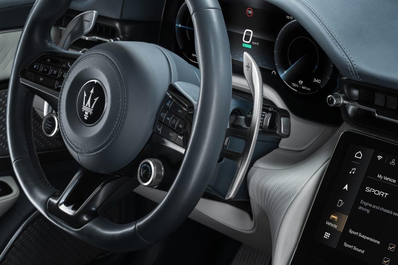 Small-23869-MaseratiGranCabrioFolgore.jpg