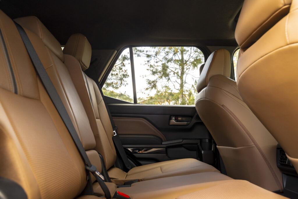 https___www.carscoops.com_wp-content_uploads_2024_04_2025_Toyota_4Runner_Limited_BrownLeather_027-1024x683.jpg.ba2648980f2a8b180ff4ddfa2360a030.jpg
