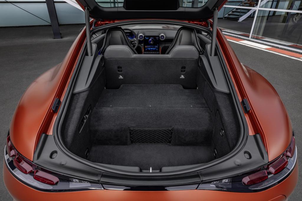 mercedes-amg_gt_63_s_e_performance_417.jpg.88ea8c850d254c279b6f5fc8f9815a79.jpg