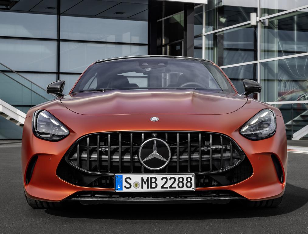 mercedes-amg_gt_63_s_e_performance_46_03df02880bbd08e7.jpg.d7263a2316a70443935d1a08a82a2648.jpg